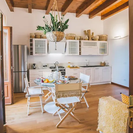 Sea View Duomo Luxury Appartement